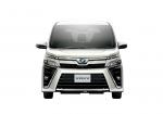 Toyota Voxy ZS Hybrid 2017 года